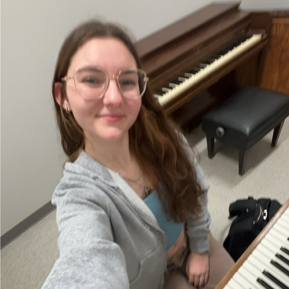 Meet your Posher, Zoey - Picture 1 of 1